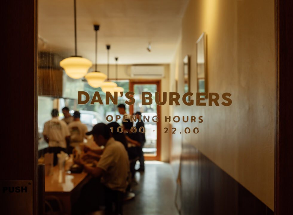 Dan's Burgers - 2