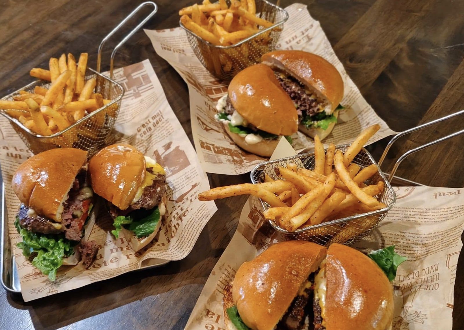 EAT. Burgers & Beers