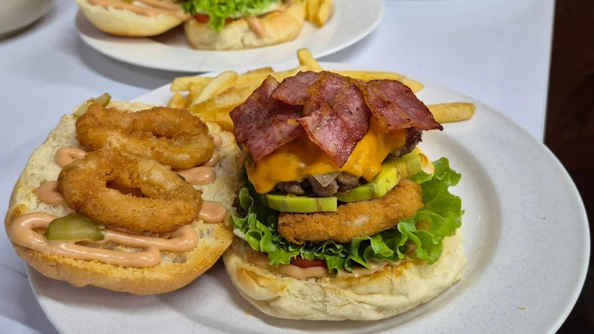 Homemade Burgers & Sandwiches