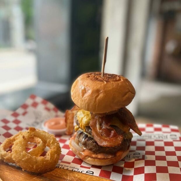 JIM's Burgers & Beers