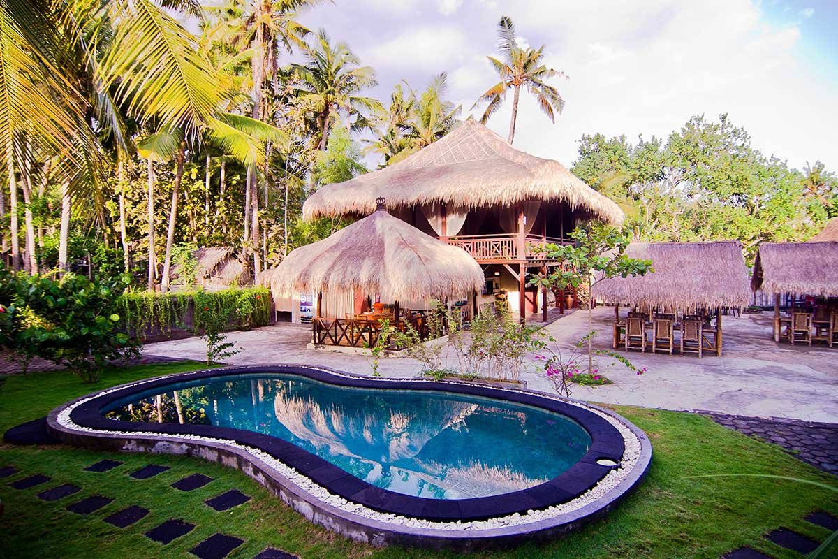 Ceningan Divers — PADI 5 Star IDC Eco Resort on Nusa Ceningan, Top-Rated Green Fins Operator