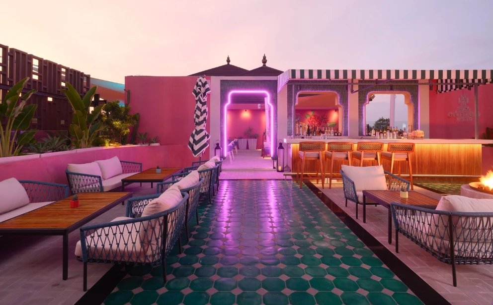 Adriana Cocina & Bar - 2