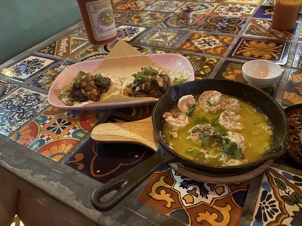 Tahona Mexican Bar and Restaurant - 2