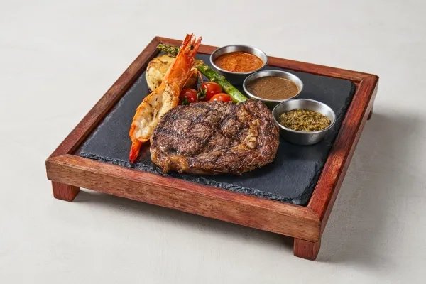COLLIN'S (Tampines 1)