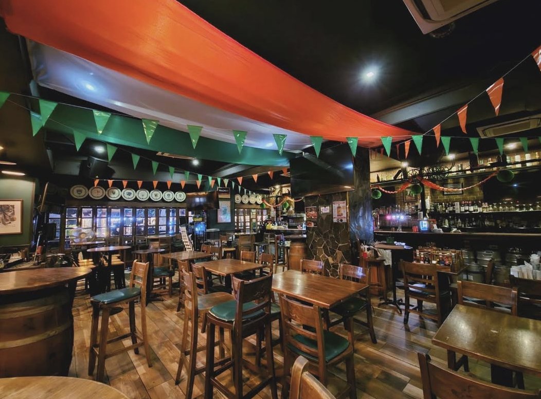 Shenanigans Irish Sportsbar & Restaurant