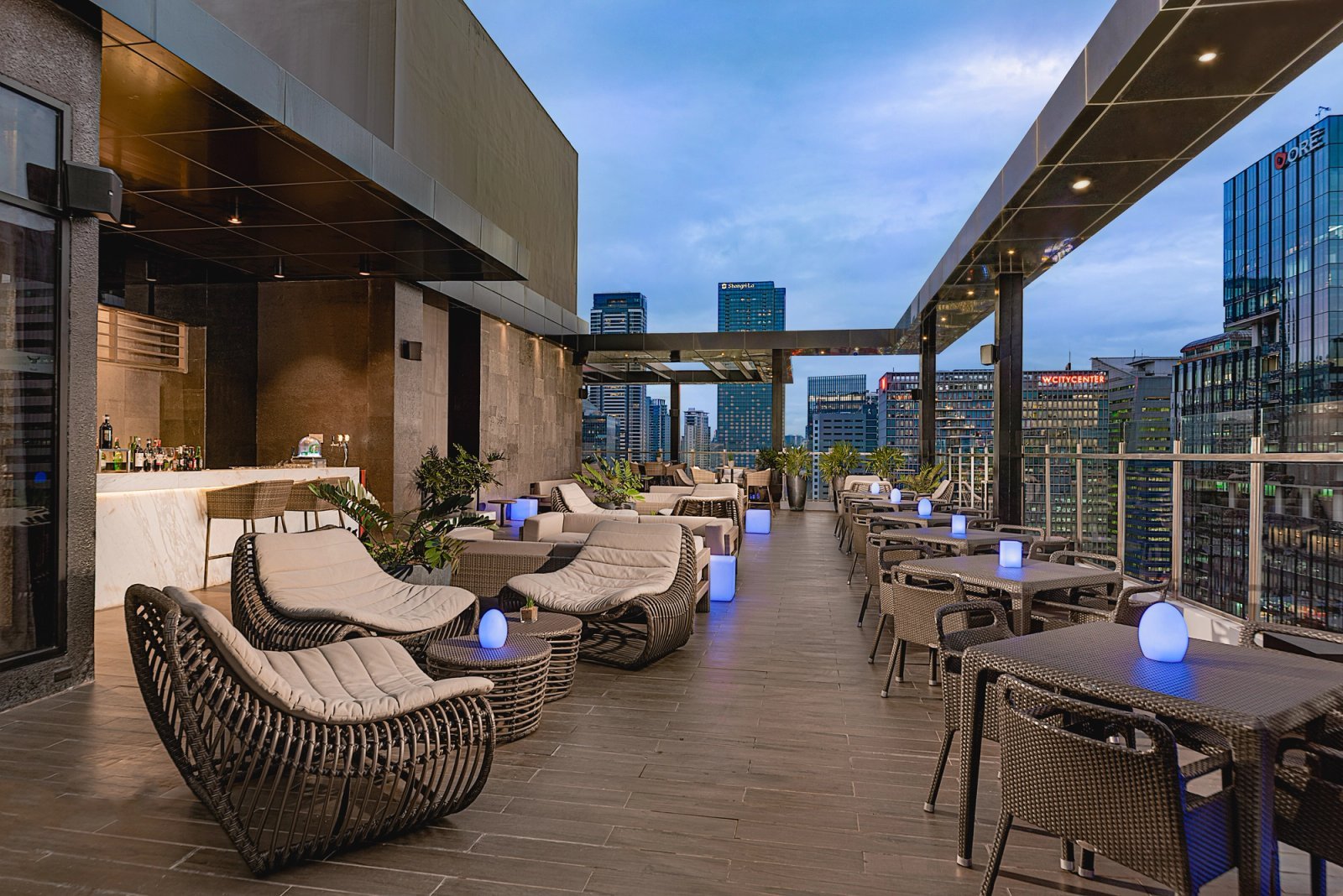 Straight Up Bar – Seda BGC