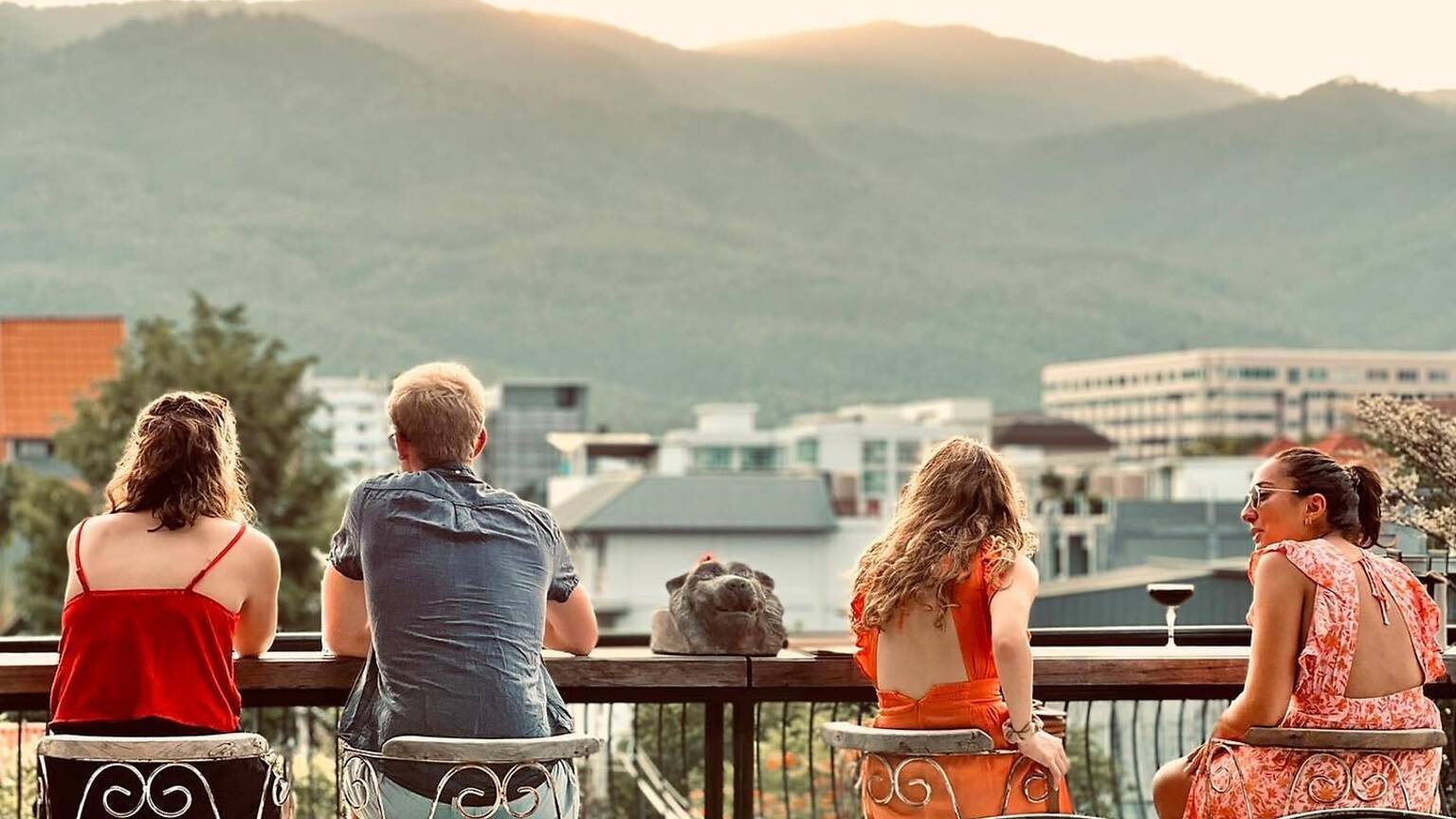 Yayee Rooftop Bar – Hotel Yayee