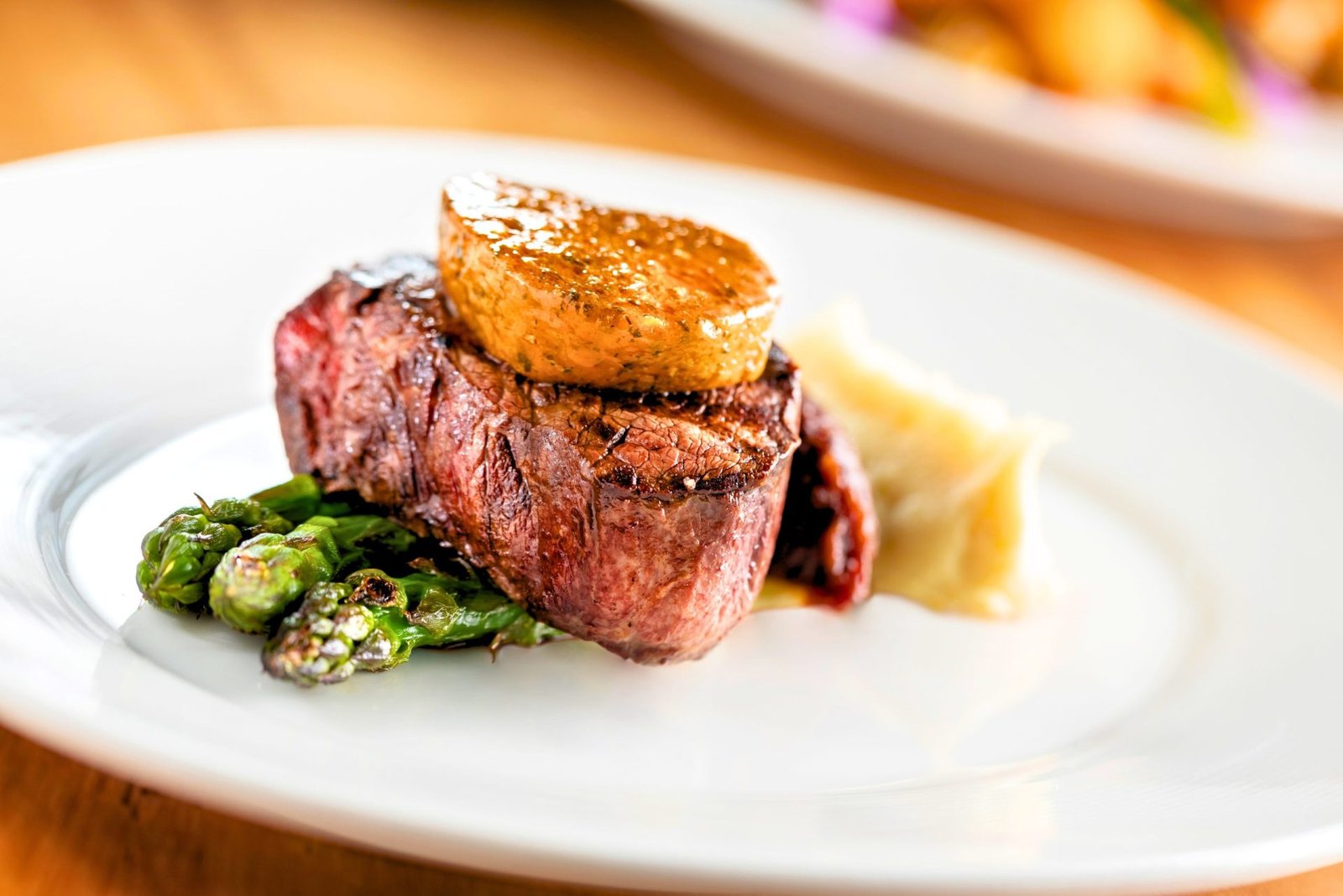 Omaroo Grill & Rooftop Bar - 2