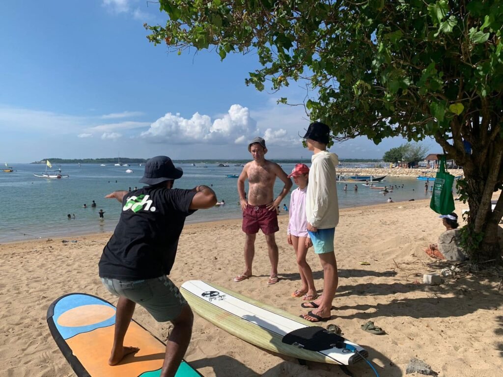 Froggy Sanur Surf School