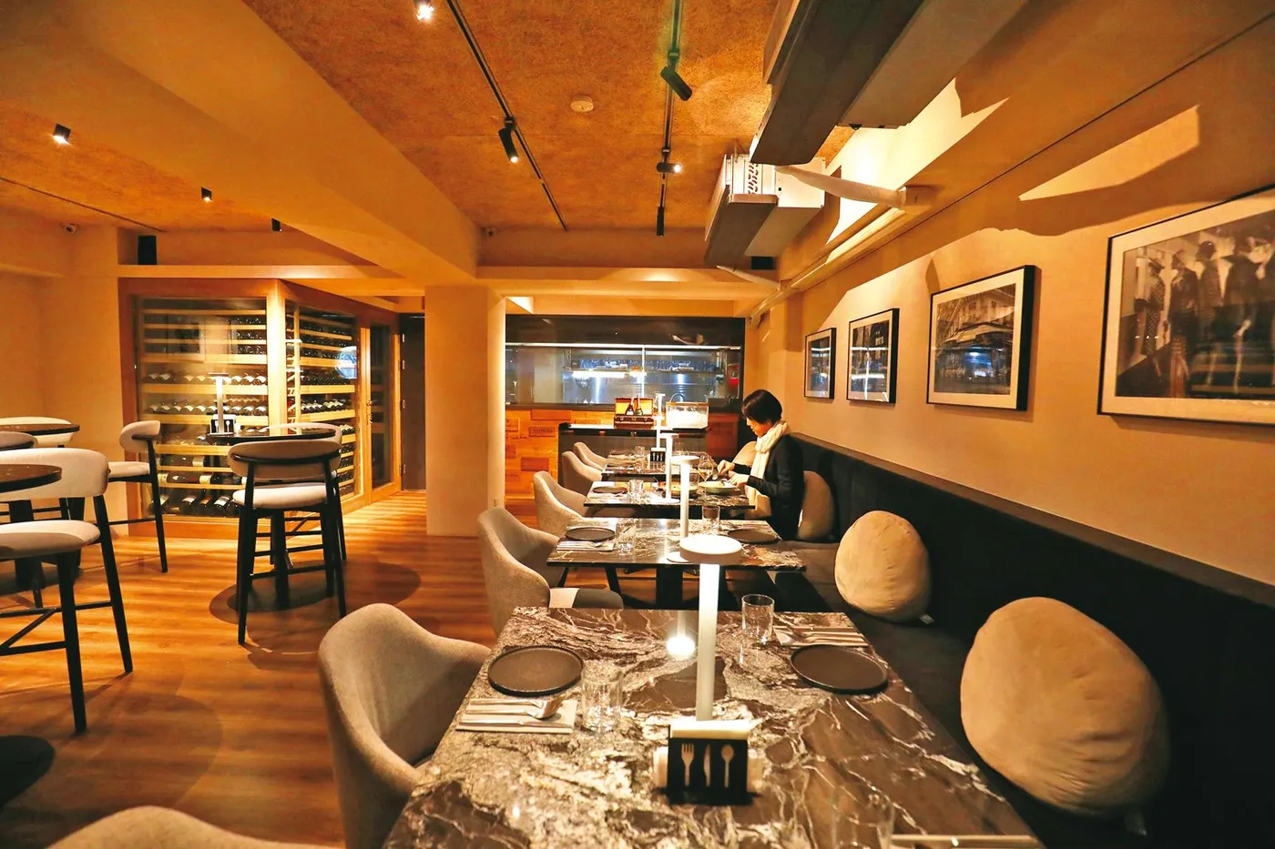 Justin's Wine & Bistro